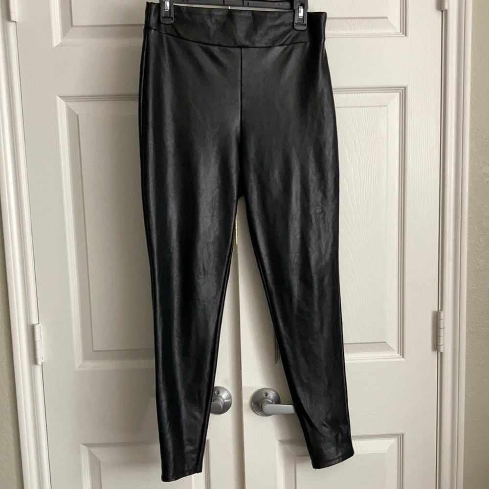 Express pho leather pants